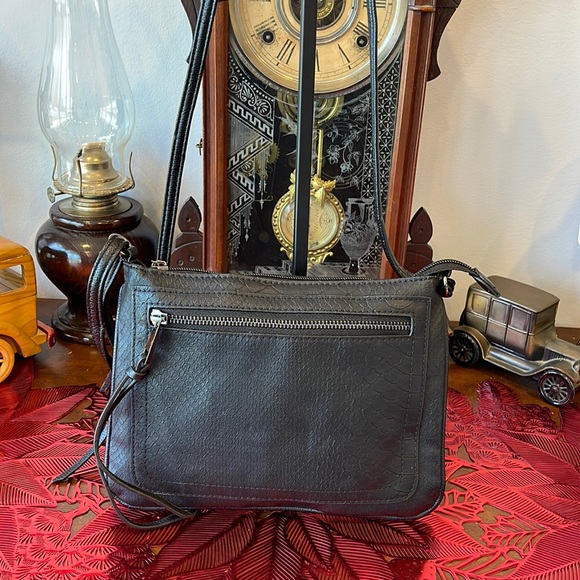 Little black crossbody by Massimo - Picture 1 of 6